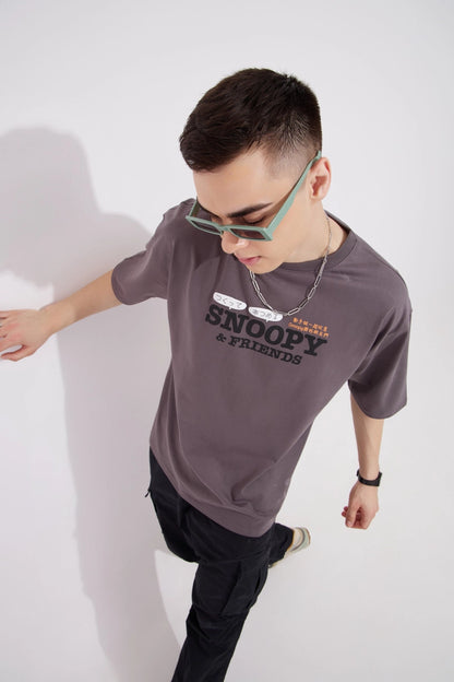 Snoopy Brown Graphic Drop Shoulder Oversized T-Shirt Men